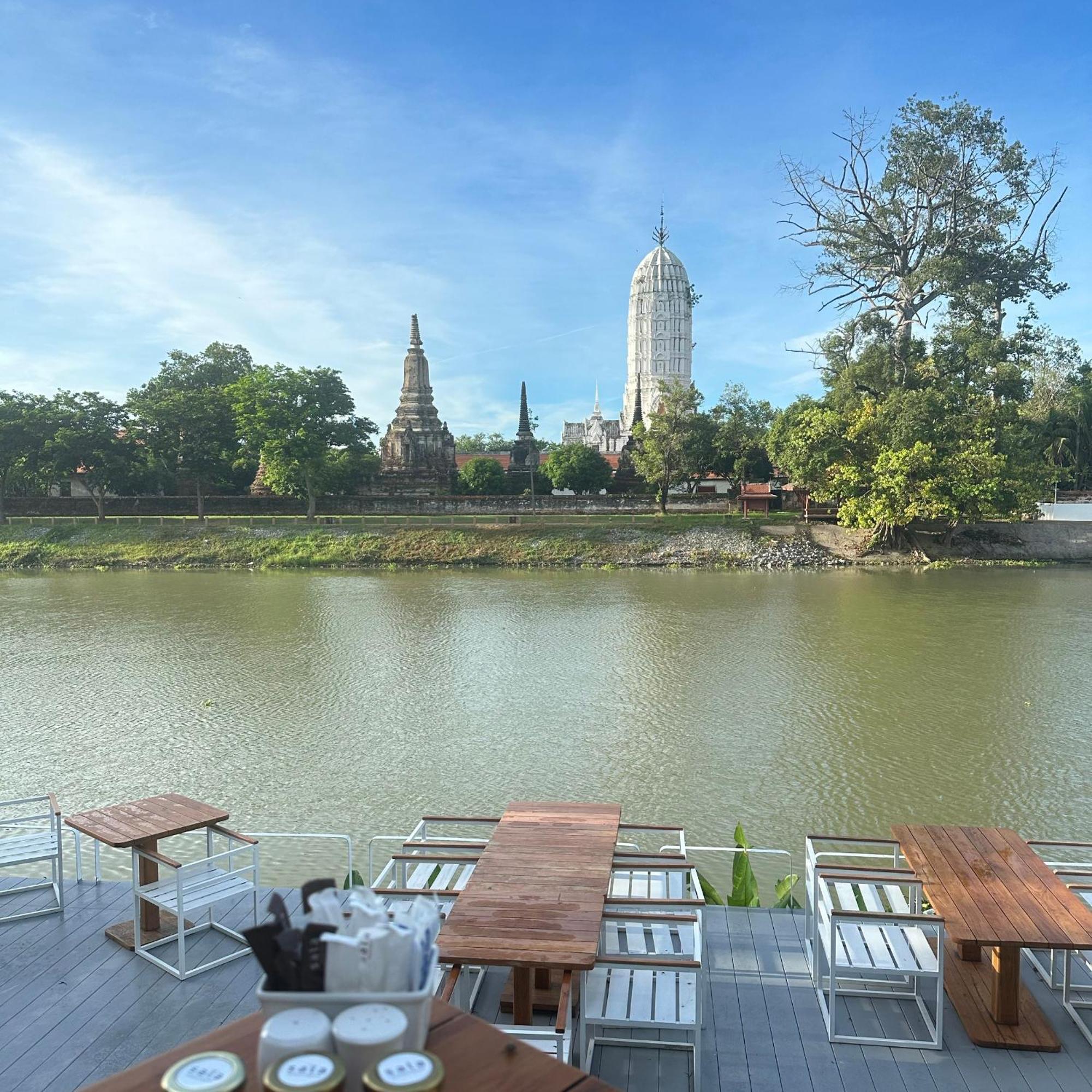 Hotel V House Phra Nakhon Si Ayutthaya Exterior foto
